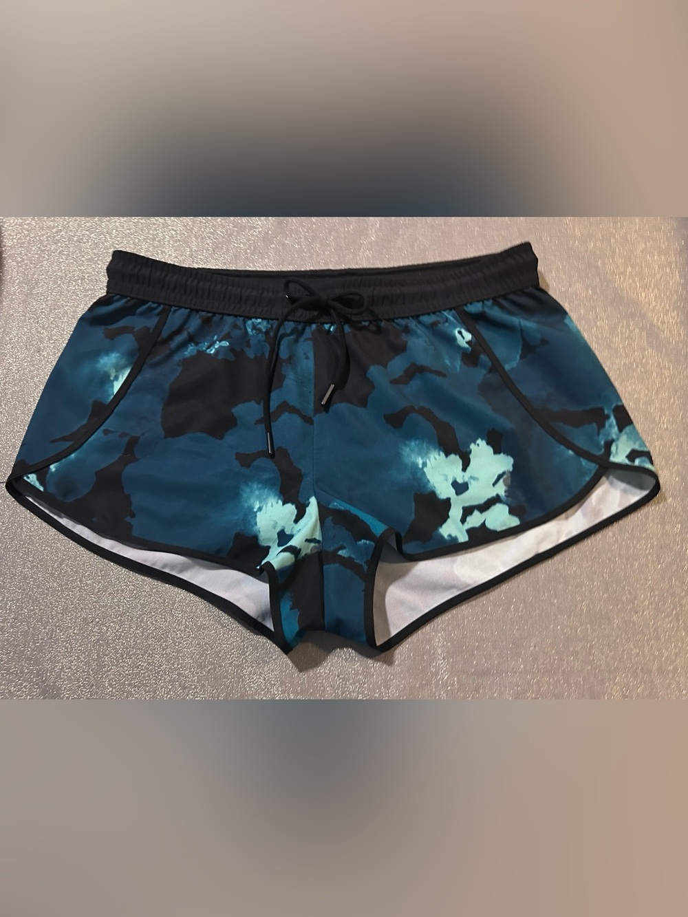 Fabletics Blue Green Abstract Activewear Running Shorts